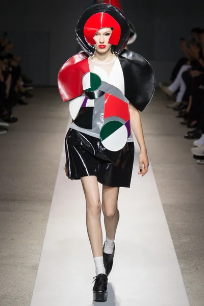 Look 7